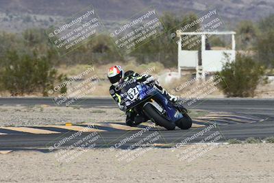 media/Nov-01-2025-CVMA (Sat) [[fc0f7531b8]]/Race 7-Formula Twins-Formula 40 UL/